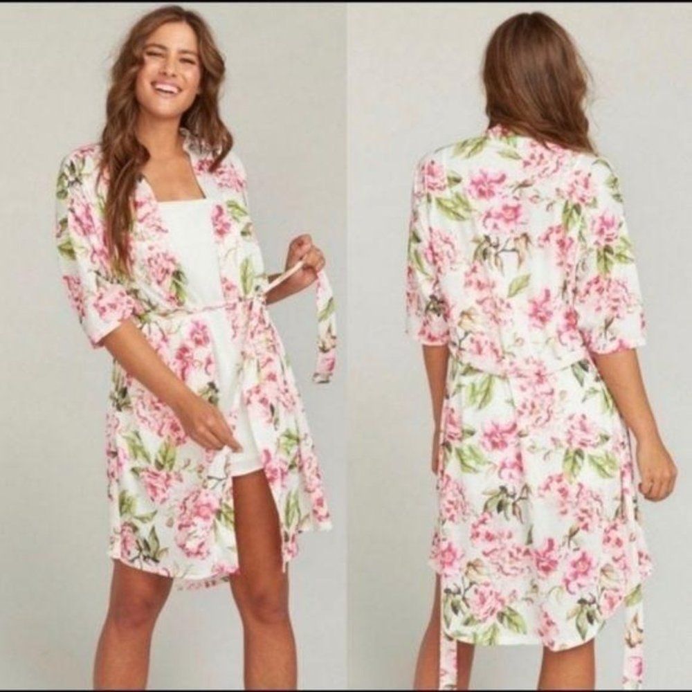 Show Me Your Mumu Woman's Brie Gardens Of Blossom Floral Pink White Bath Robe